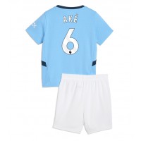 Dětský fotbalový dres Manchester City Nathan Ake #6 2024-25 Domácí Krátký Rukáv (+ trenýrky)